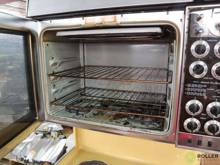 General Electric P7 4Burner Electric Range With Dual Ovens Roller