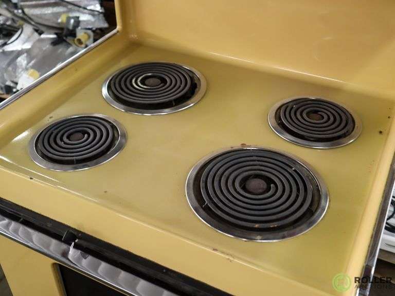 General Electric P7 4Burner Electric Range With Dual Ovens Roller