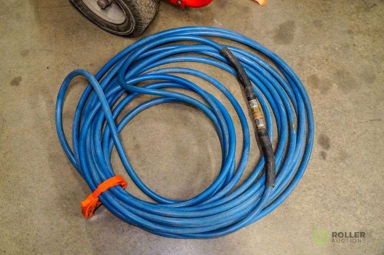 Hotsy HM4035R.3 Hot Water Pressure Washer, Honda GX390 Gas Engine, 3500PSI, Hose and Wand