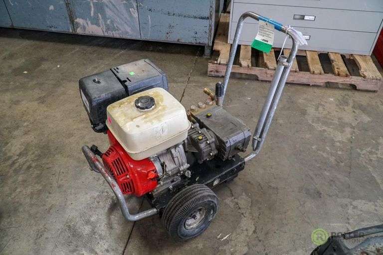 Pressure Washer, Honda 11Hp Gas Engine, ( Pump Inoperable) Roller