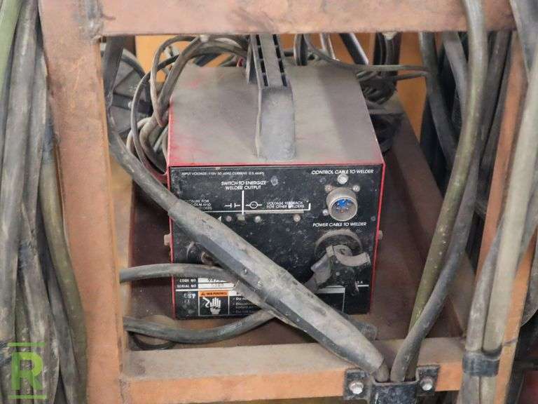 Lincoln Idealarc DC250 Welding Machine With Lincoln Electric LN7 Wire