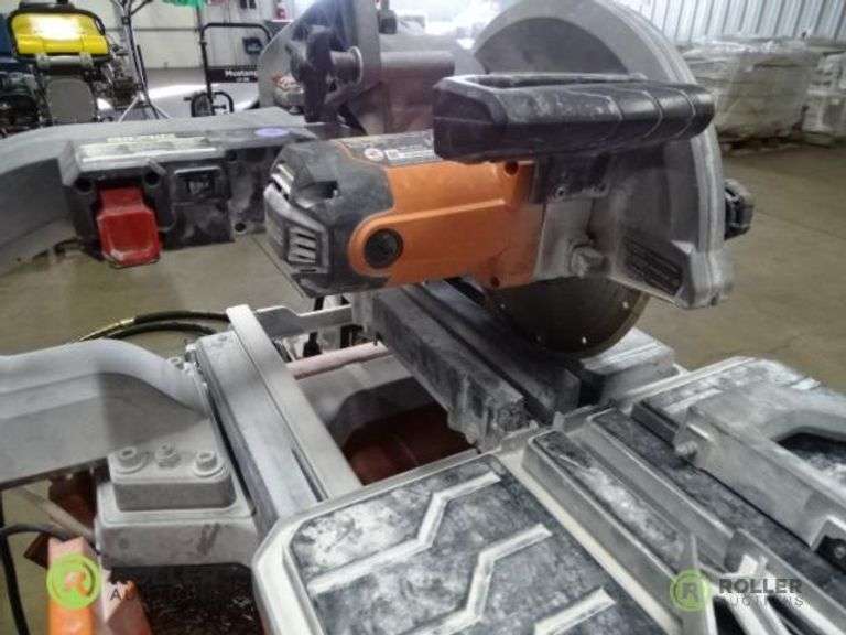 Ridgid R4092 Tile Saw, Electric Roller Auctions