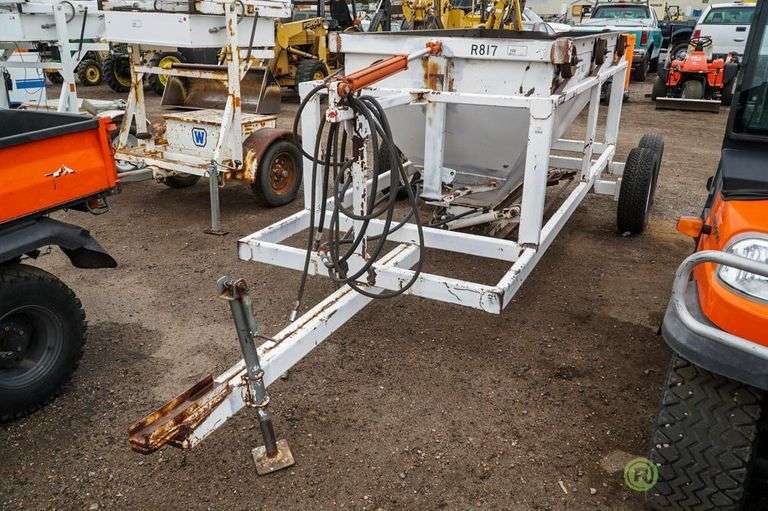 TowBehind Top Dresser Roller Auctions