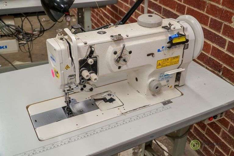 Juki LU1510N7 Sewing Machine with Juki SC510 Controls and Foot Pedal