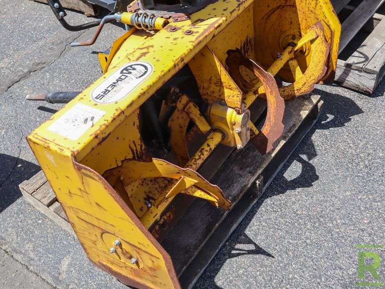 Walker Mowers 6670 42" Snowblower Attachment Roller Auctions