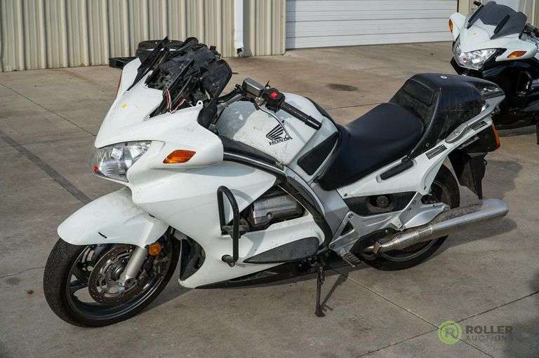 2017 honda st1300pa