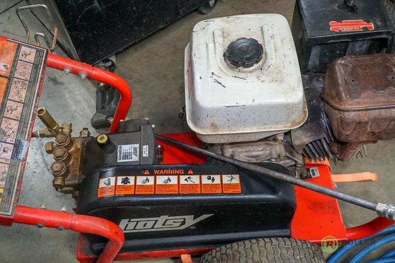 Hotsy HM4035R.3 Hot Water Pressure Washer, Honda GX390 Gas Engine, 3500PSI, Hose and Wand