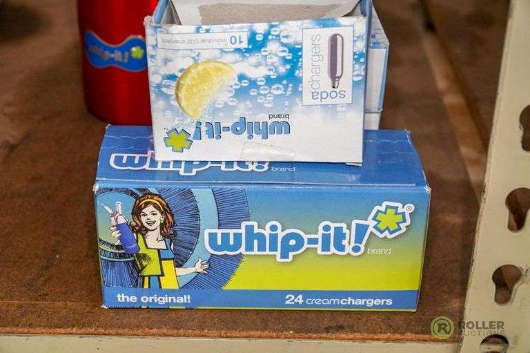 (2) Whip It Cream Whipper and CO2 Canisters Roller Auctions