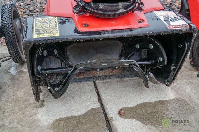 Honda HS621 Snowblower, Gas Roller Auctions
