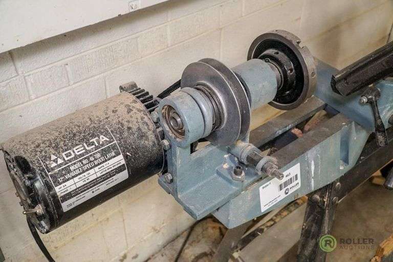 Delta 46700 12in Variable Speed Wood Lathe, 3/4 Hp and Delta 46408