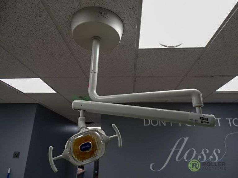 Proma Adjustable Dental Light With Ceiling Mount Roller Auctions