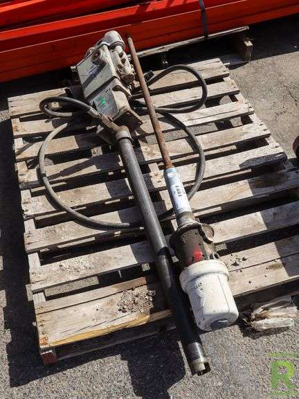 (2) Pneumatic Barrel Pumps; Graco and Lincoln - Roller Auctions