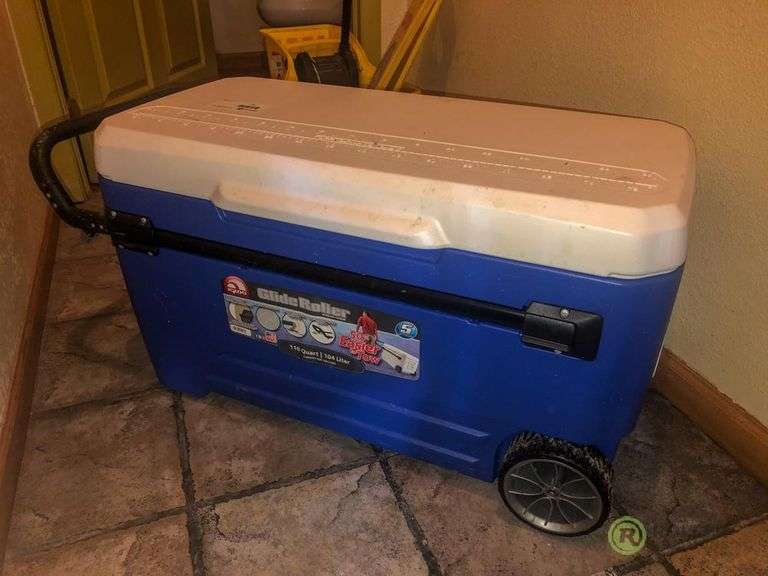 igloo glide roller cooler