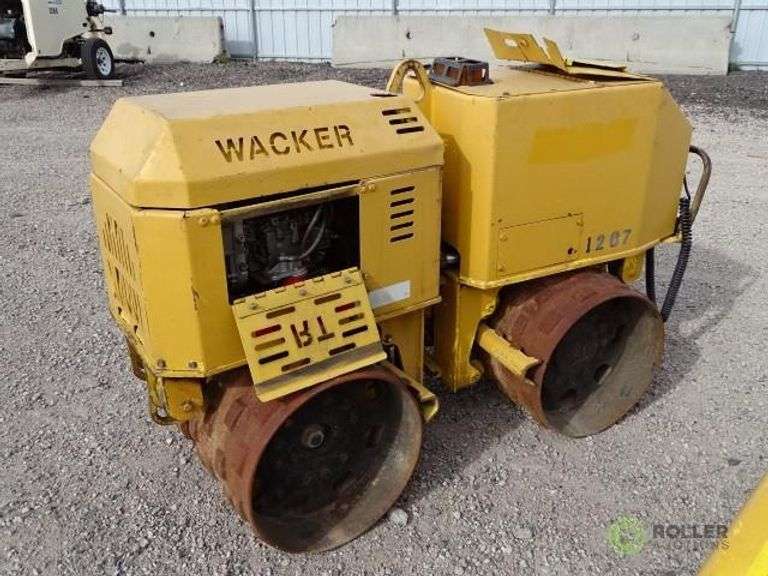 Wacker RT WalkBehind Trench Compactor, Lombardini Diesel, 32in Double