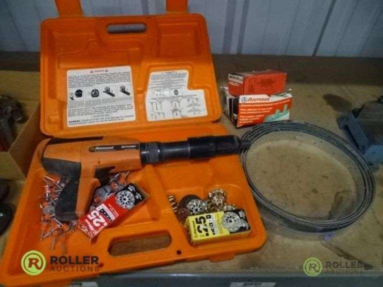 Ramset Red Head SA270 Powder Actuated Nail Tool With Case and Coil