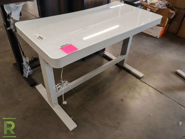 _meesh t tresanti 47 adjustable height desk white