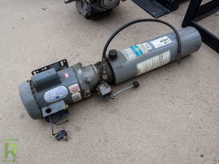 Monarch 114130108 Vertically Mounted Hydraulic Pump Roller Auctions
