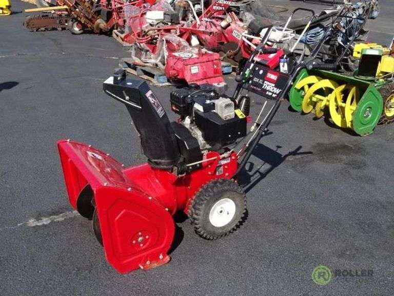 Toro 824XL Power Throw Snowblower, Gas, 2 Stage Roller Auctions