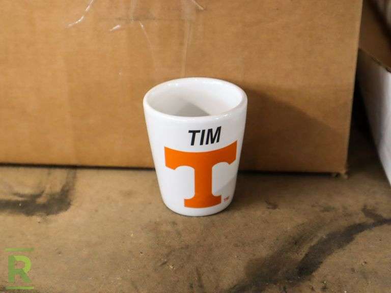 (2) Shelves of Tennessee Volunteers Name Branded Coffee Cups and Shot Glasses - Roller Auctions