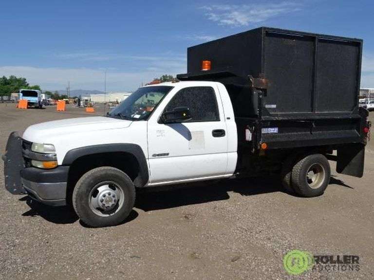 2002 CHEVROLET SILVERADO 3500 4X4 CHIPPER TRUCK, Vortec 8,1L V8
