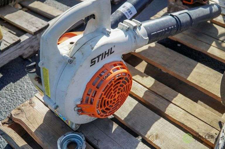 (2) Stihl Leaf Blowers, Gas Roller Auctions