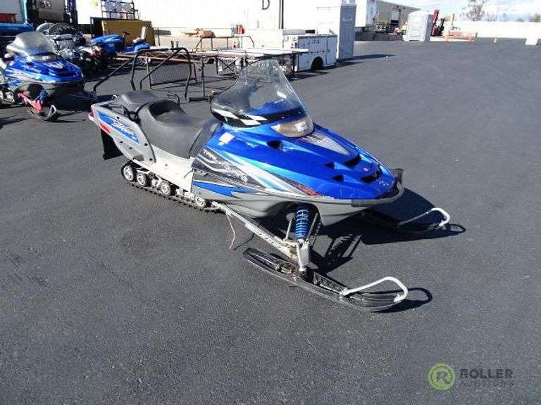 Polaris 550 Trail Touring Trail Snowmobile, Gas, Showing 4006 Miles