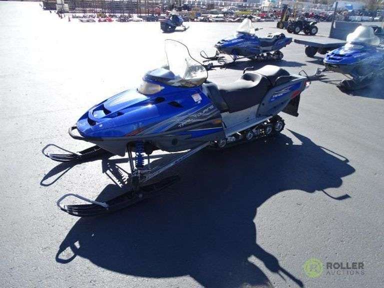 Polaris 550 Trail Touring Trail Snowmobile, Gas, Showing 4006 Miles