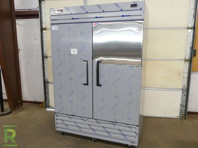 New Hoshizaki EF2AFS 2Door Stainless Steel Reach In Freezer on