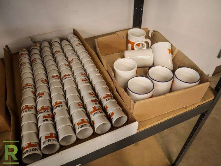 (2) Shelves of Tennessee Volunteers Name Branded Coffee Cups and Shot Glasses - Roller Auctions