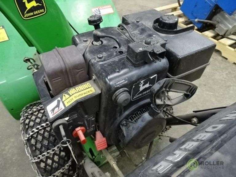 John Deere TRS32 WBSB 32'' Walk Behind Snow Blower, Gas, Electric / Pull Start, 2Stage, Tire