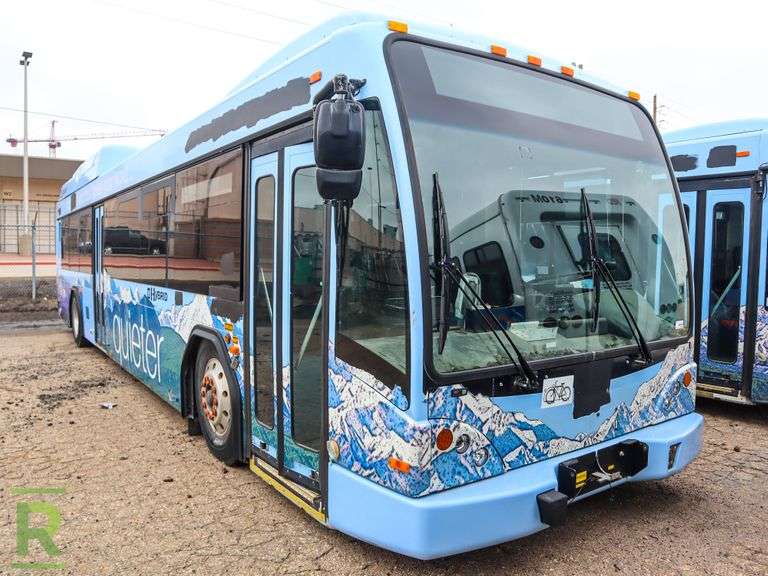 2006 Gillig G19D102N4 67Passenger Transit Bus Roller Auctions