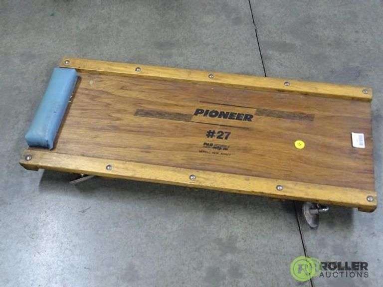 Wood Creeper Roller Auctions