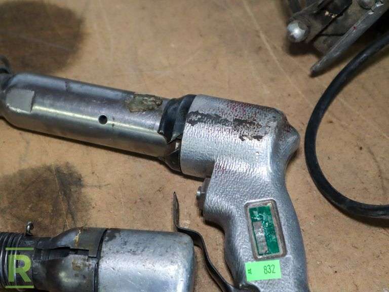(2) Pneumatic Impact Drills and Pneumatic Rotary Tool Roller Auctions