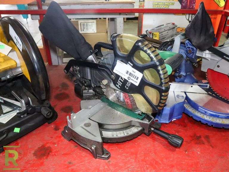 Hitachi C10FCE2 Miter Saw Roller Auctions