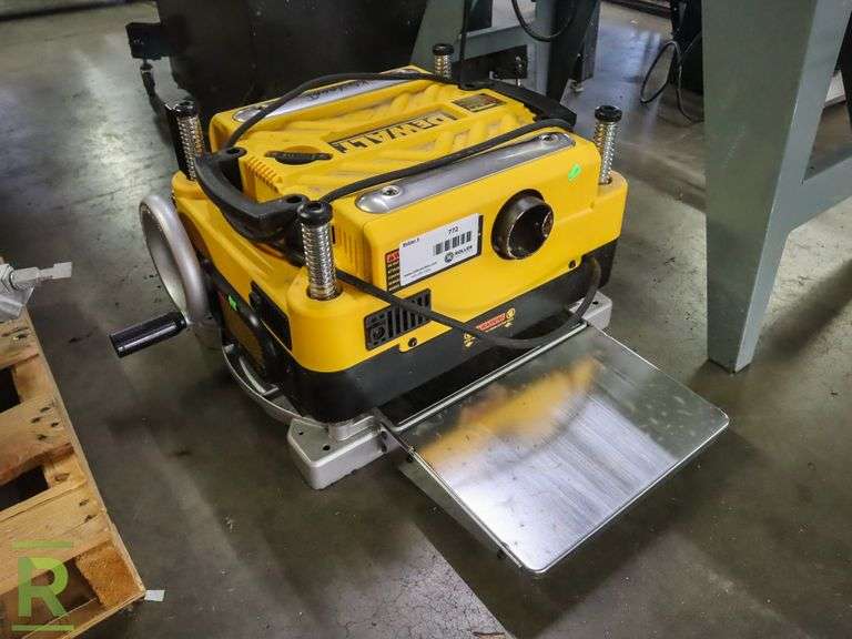 DeWalt DW735 Planer Roller Auctions