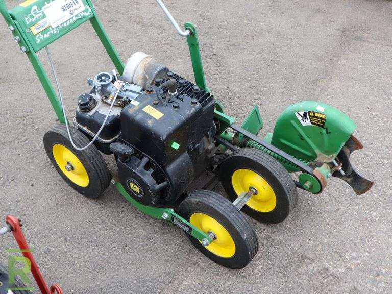 (2) Gas Lawn Edgers, John Deere and McLane, Roller Unable to Start