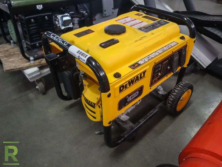 DeWalt DXGNR4000 Generator 4000W, Gas Roller Auctions