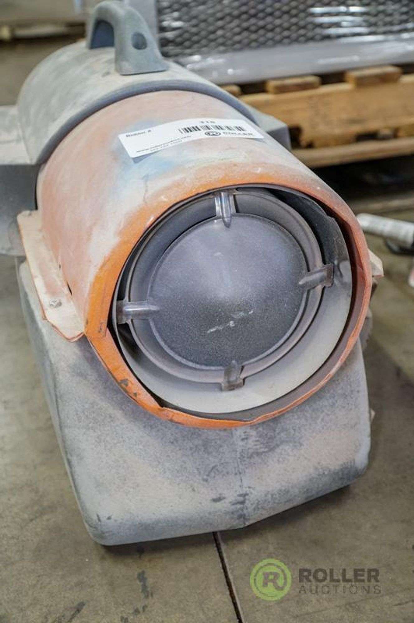 Dyna-Glo Pro RMC-KFA70TDGP Heater, 70000-BTU, Kerosene - Roller Auctions