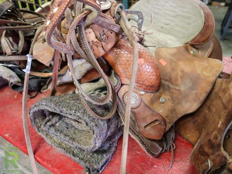 Leather Horse Saddle, Horse Blanket and Tack Roller Auctions