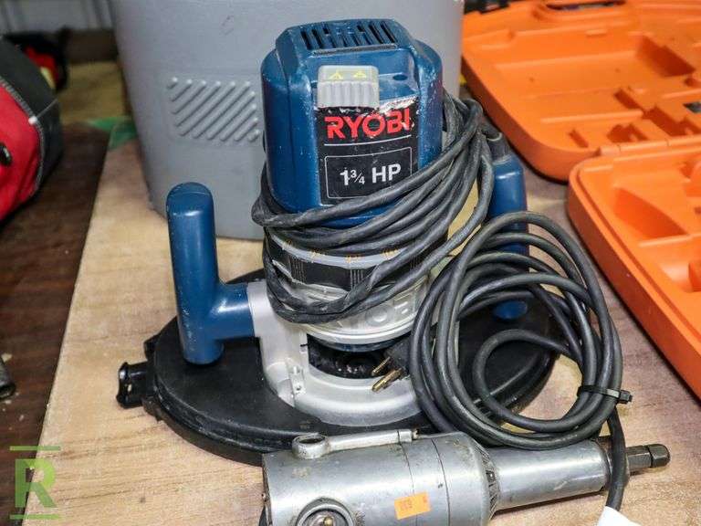Ryobi R165 1/34Hp Router With Case, Electric Roller Auctions