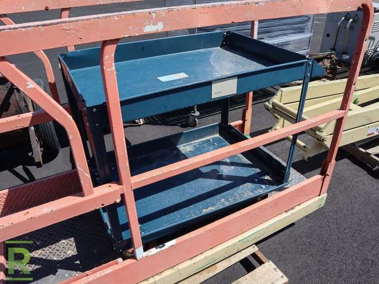 JLG 2032E2 Scissor Lift Basket and Scissor Arms Roller Auctions