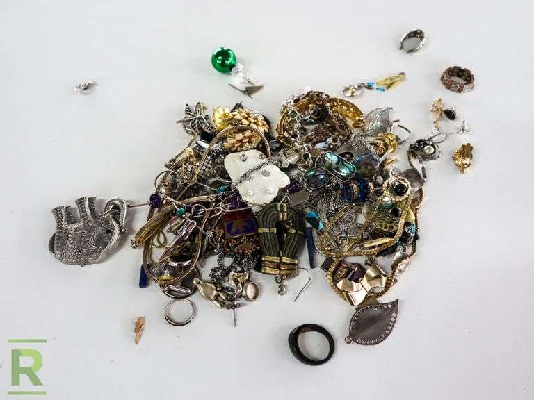 Jewelry Roller Auctions