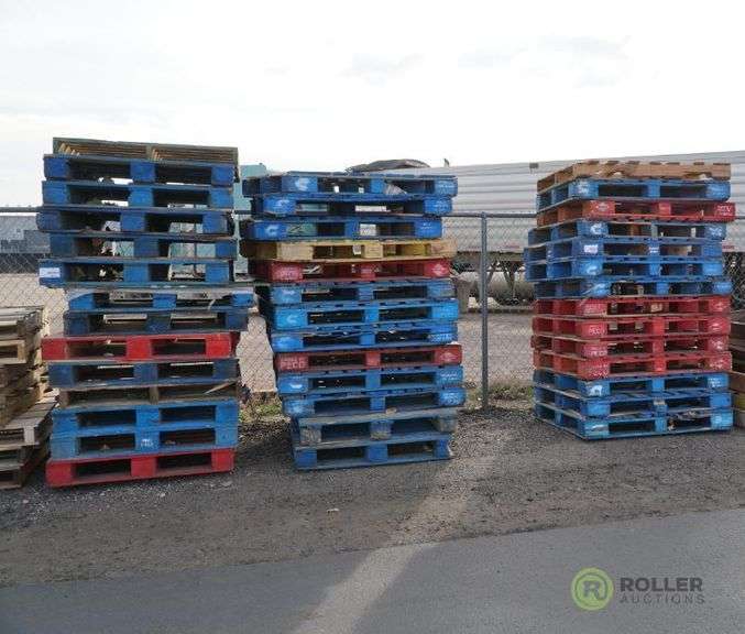 (2) Stacks of Heavy Duty Pallets Roller Auctions