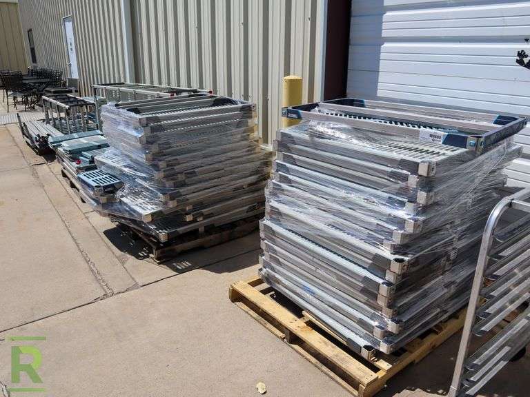 (4) Metro Max Shelf Parts Roller Auctions