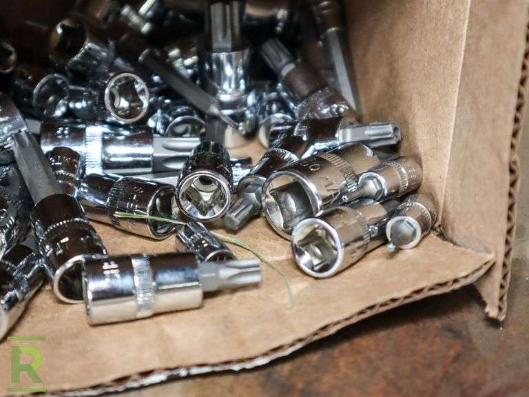 Box of Mac Tool Torx Sockets Roller Auctions