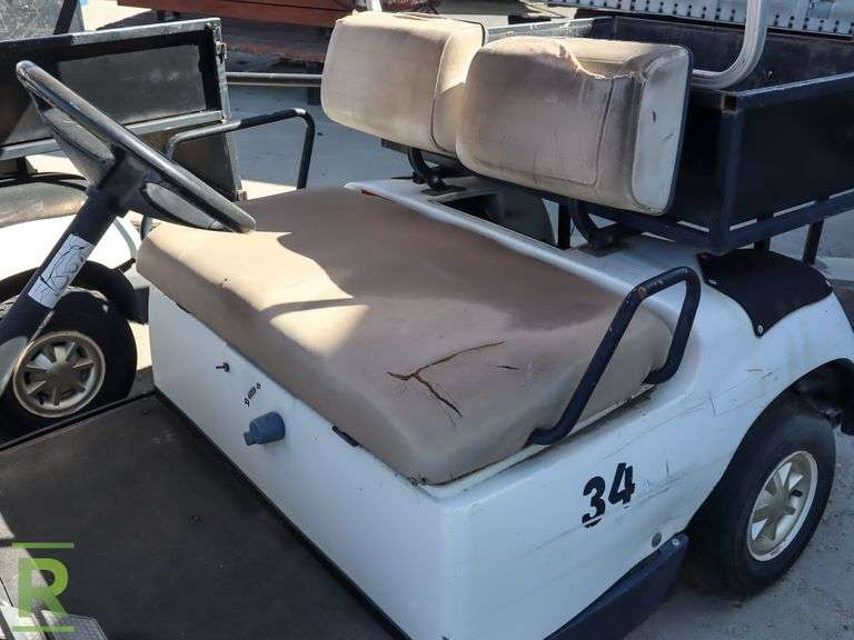 1997 Yamaha G16A Gas Powered Golf Cart, Utility Bed (Transmission