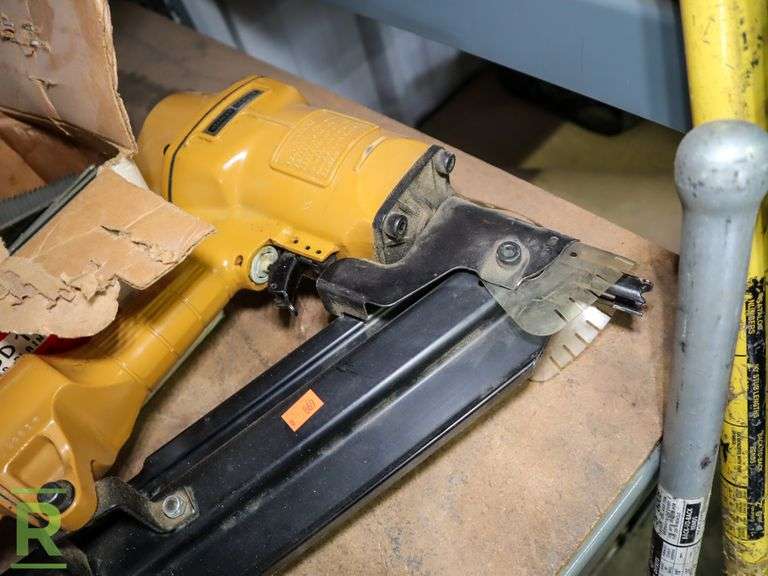 Stanley N80 Pneumatic Nail Gun and Nails Roller Auctions