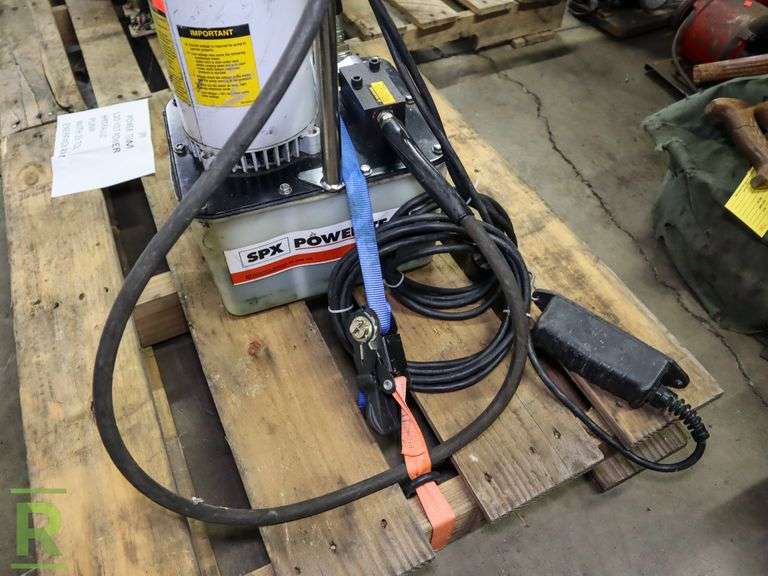 SPX PE172 Power Team Hydraulic Pump With 25Ton Enerpac Ram Roller