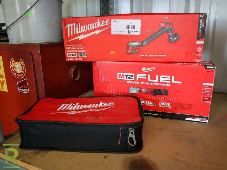 New Milwaukee 212621XC Underbody Light Kit and 256522 1/2" Right