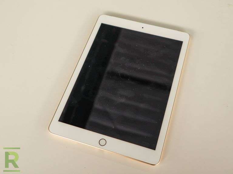 Apple iPad 5th Generation, A-1823, Factory Reset - Roller Auctions